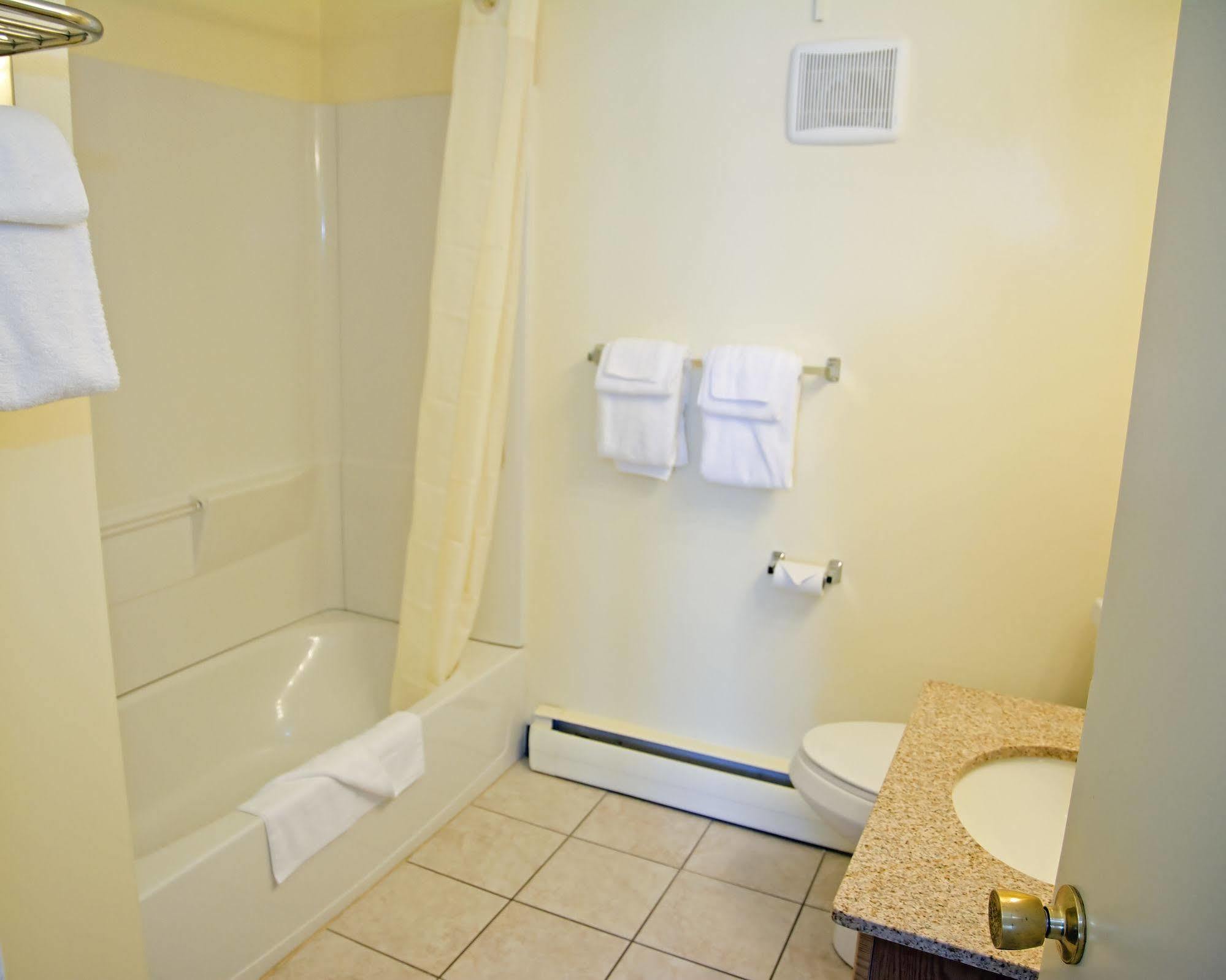 Travelers Inn Brunswick Εξωτερικό φωτογραφία
