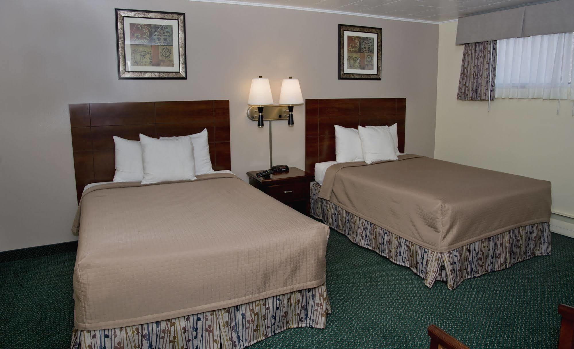 Travelers Inn Brunswick Εξωτερικό φωτογραφία